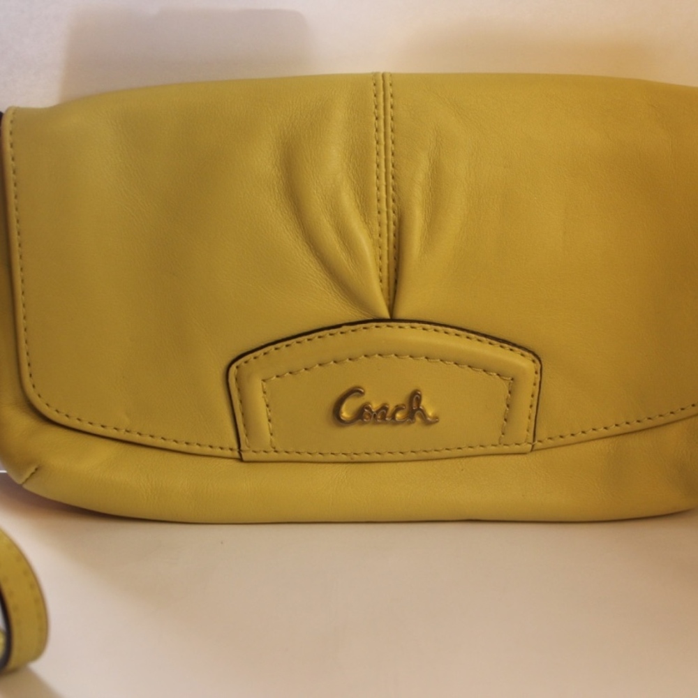 Coach Green Wristlet Wallet